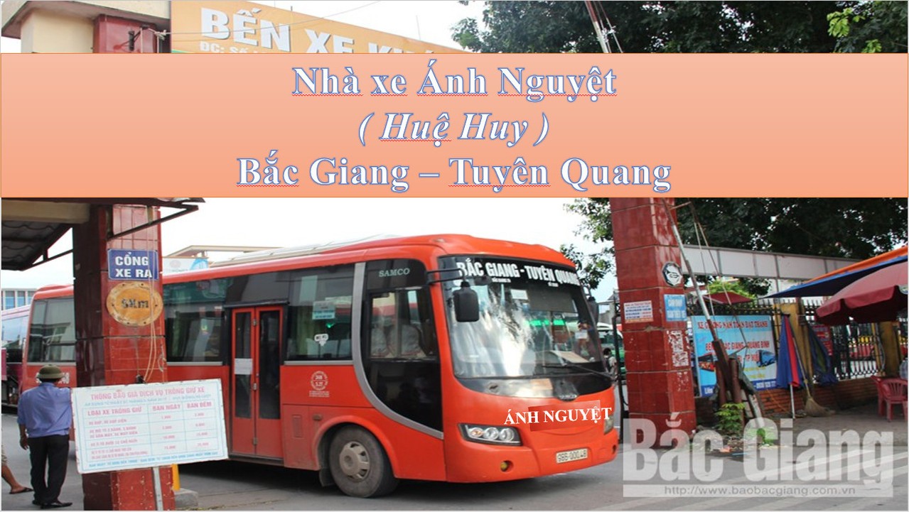 Cảnh sát phong tỏa và khám nghiệm khu vực phát hiện thi thể nạn nhân