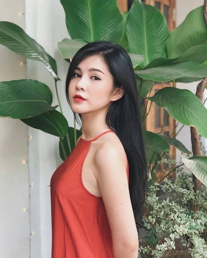 Vũ Thu Hoài với vẻ đẹp thời hiện đại là cô gái trẻ tài năng xứ Tuyên
