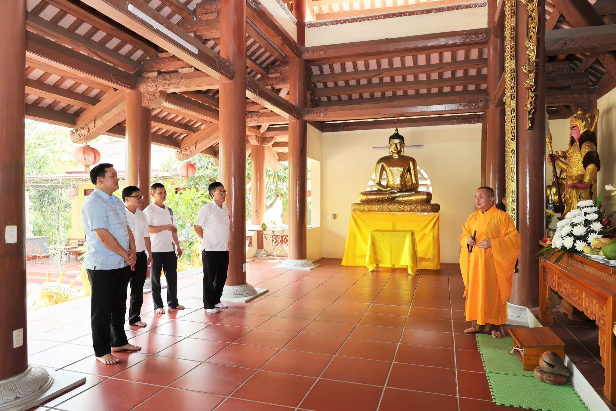 Thượng tọa Thích Thanh Phúc phát biểu tại buổi tiếp đón