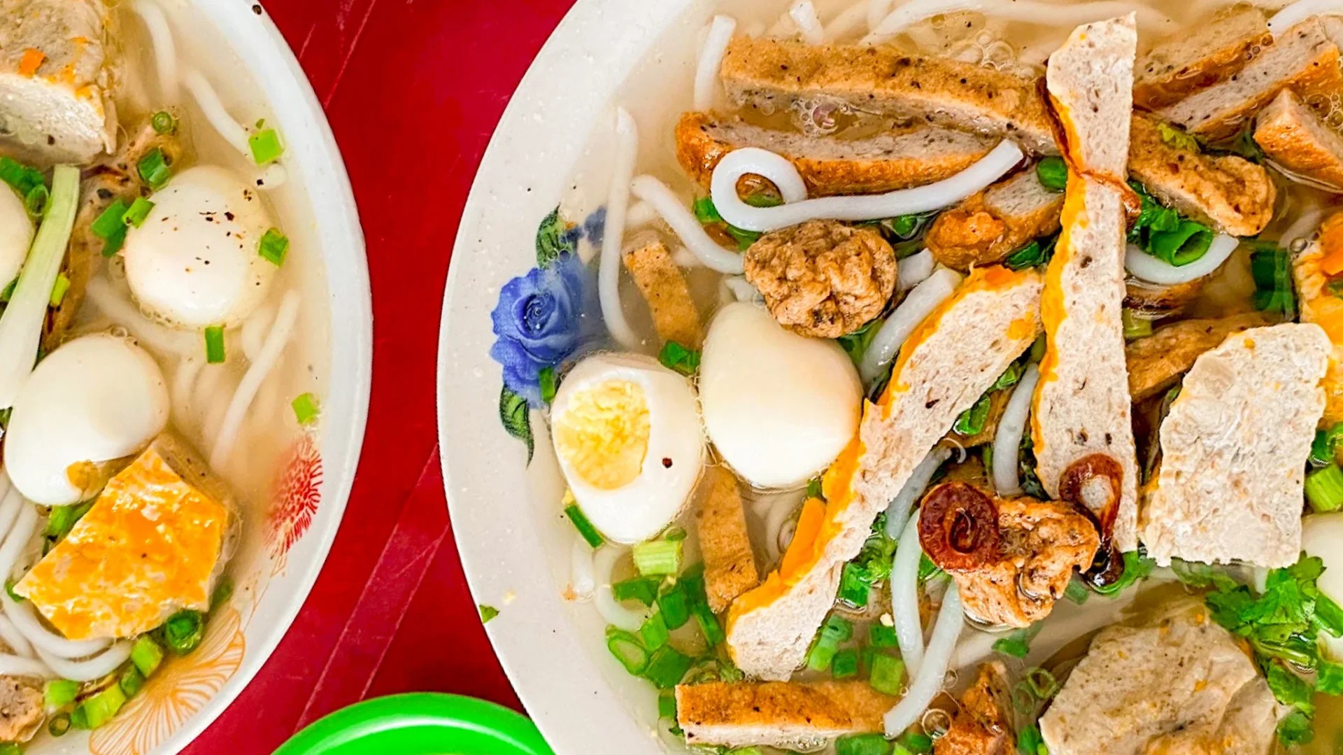 Bánh canh chả cá hàm tiến nhiều topping