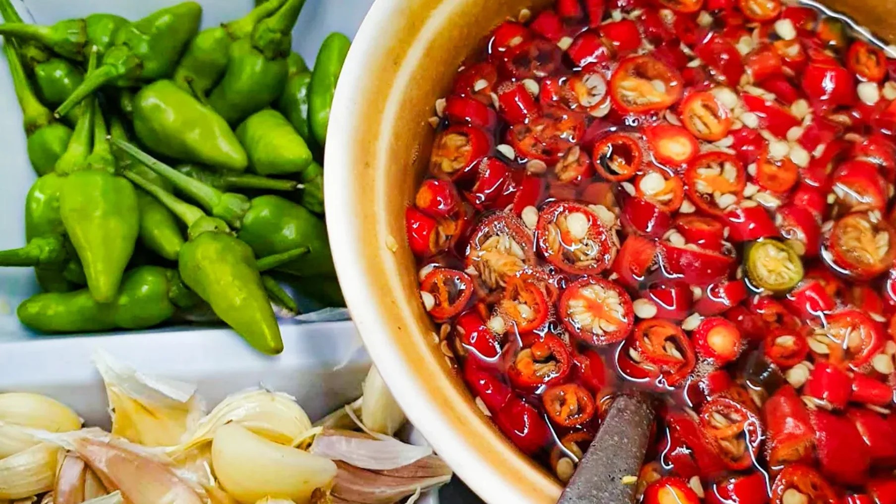 nước mắm ớt ăn cùng bánh canh chả cá