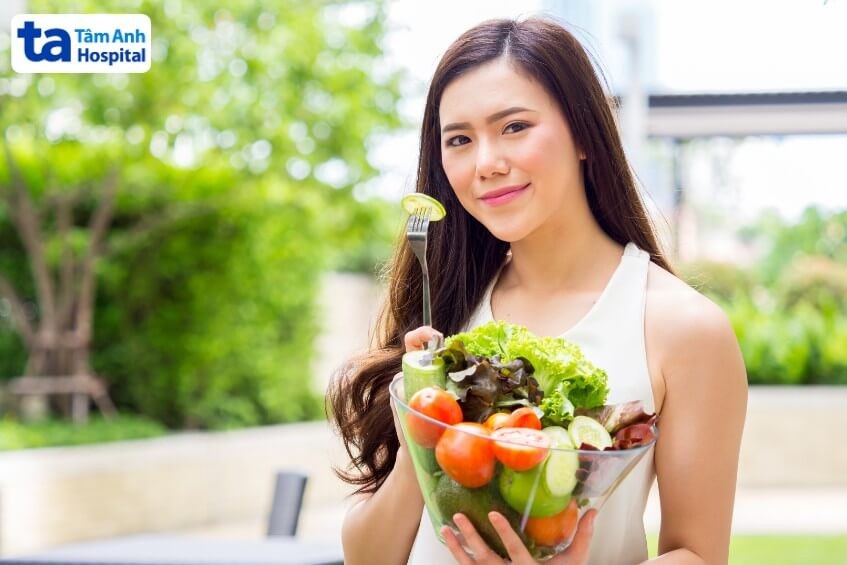 Bấm huyệt giảm ù tai