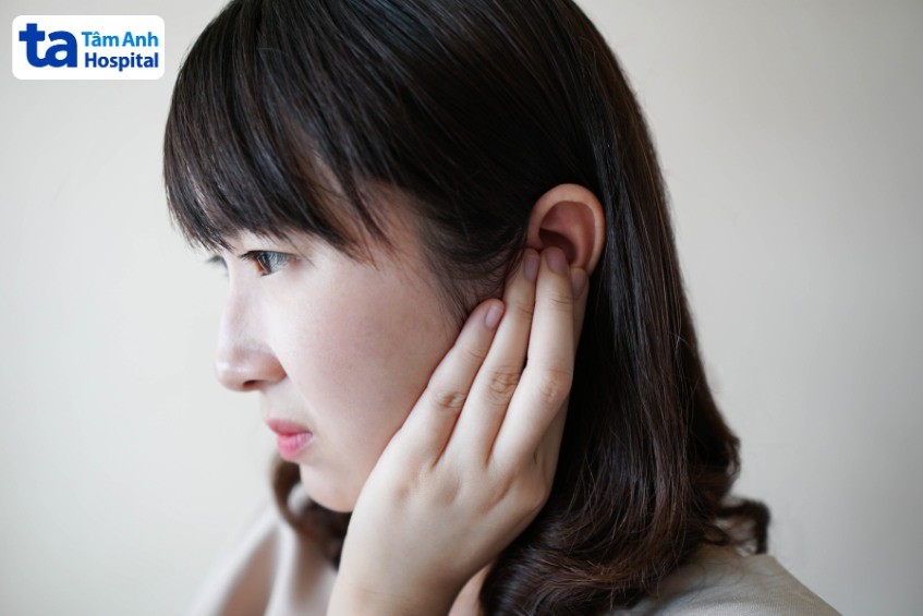 Nhận biết triệu chứng ù tai